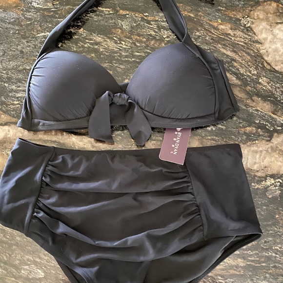 Swim suit by Ryan Dvan - Picture 6 of 6